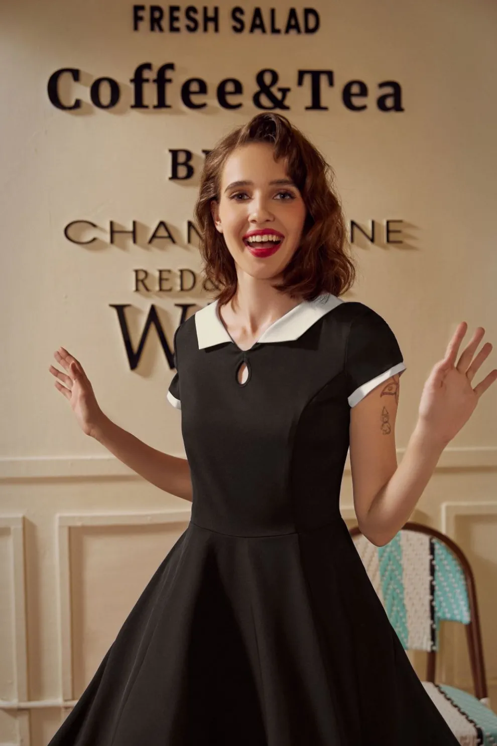 Black & White Keyhole Swing Dress