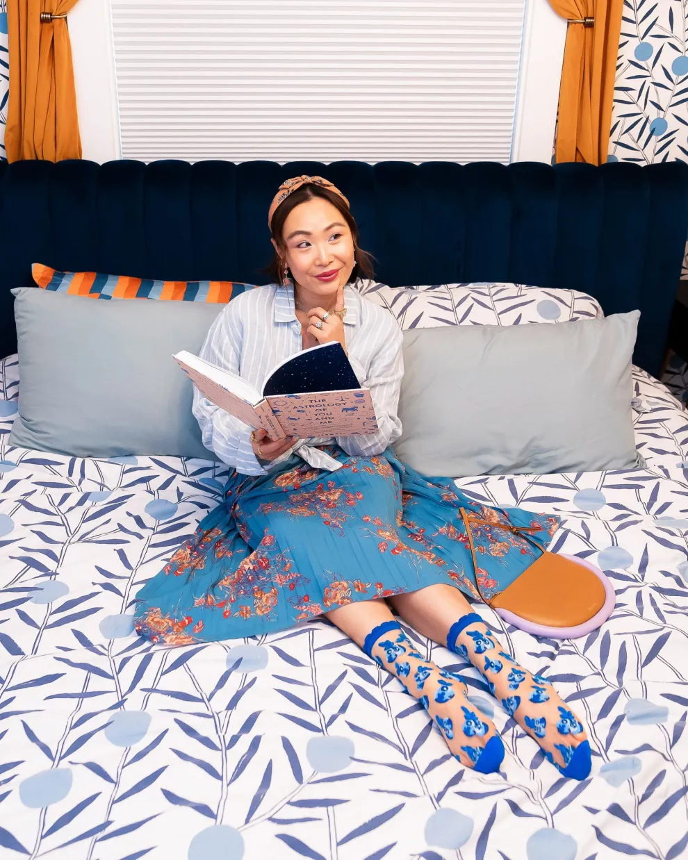 Blueberry Ruffle Sheer Crew Sock