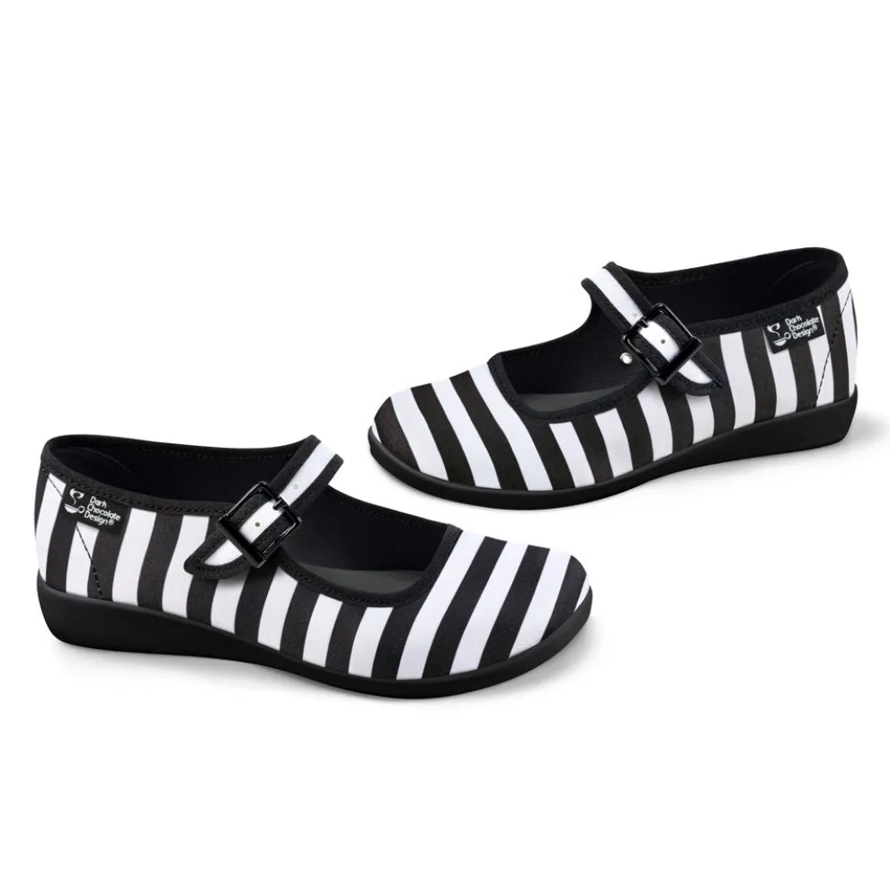 Chocolaticas® Seraphine Women's Mary Jane Flat