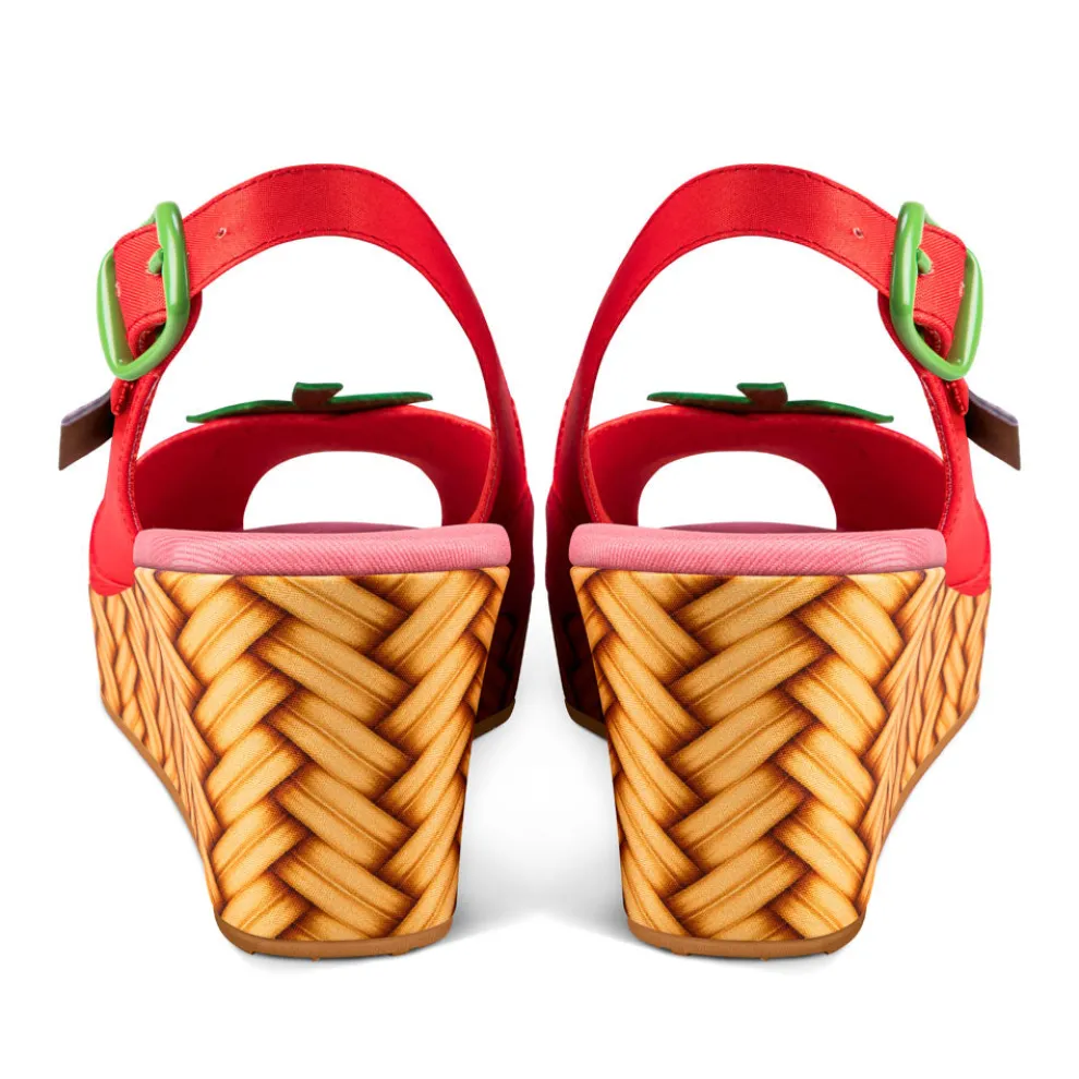 Chocolaticas® Strawbella Women's Sandal