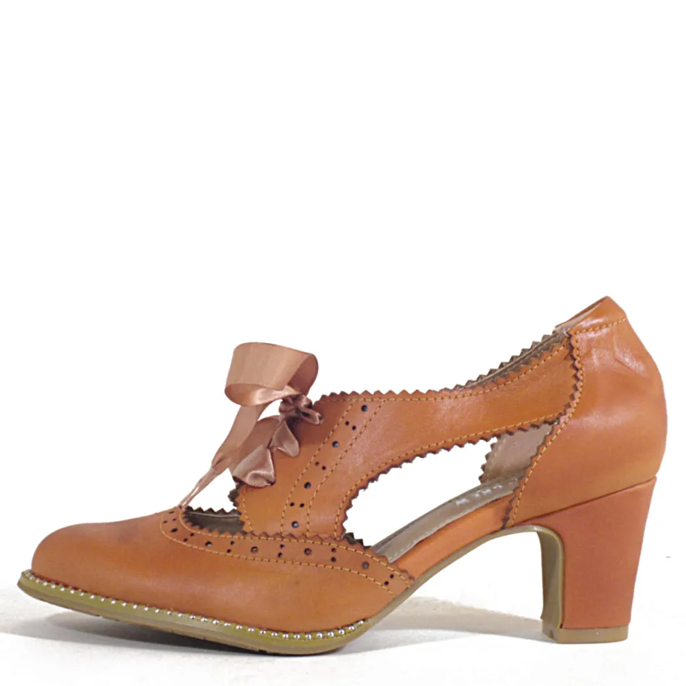 Donna Vintage Lace-Up Heels