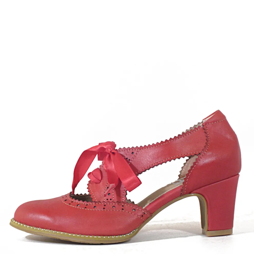 Donna Vintage Lace-Up Heels