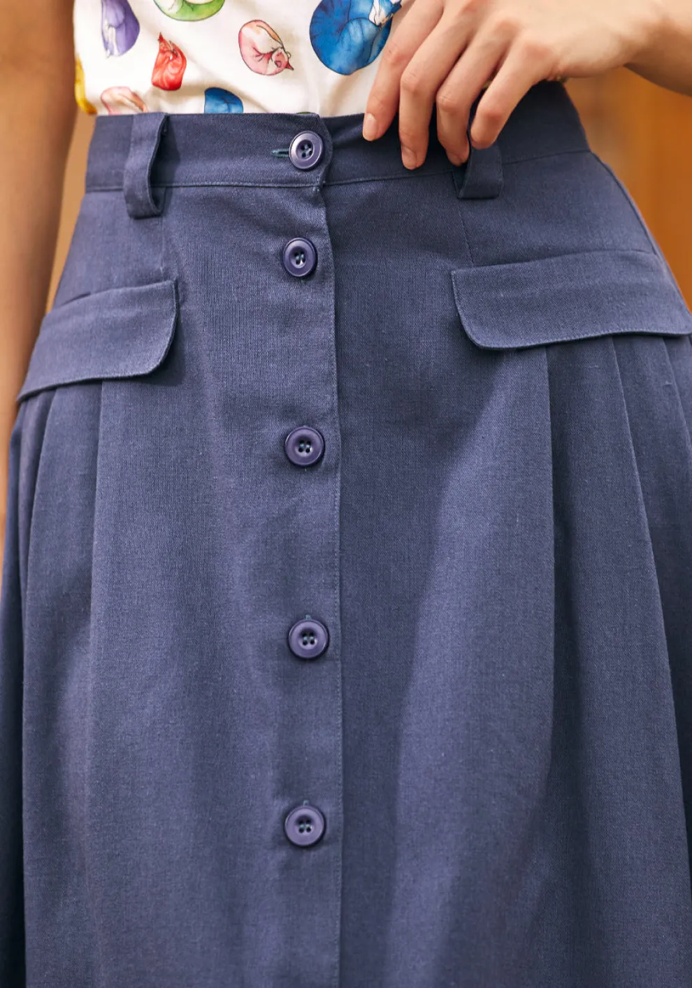 Effortless Feature Midi Skirt