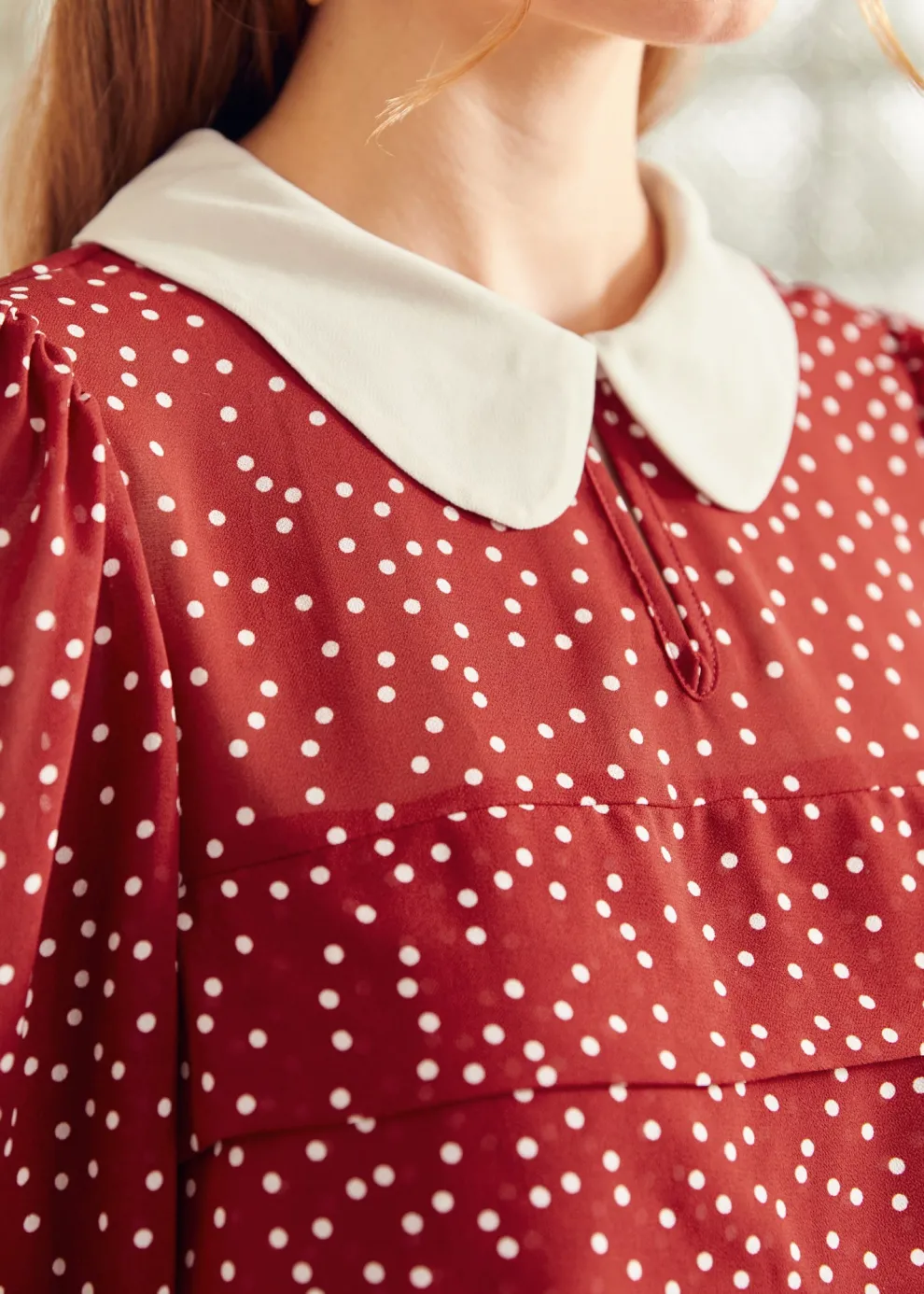 Essence of Every Era Pan Collar Blouse